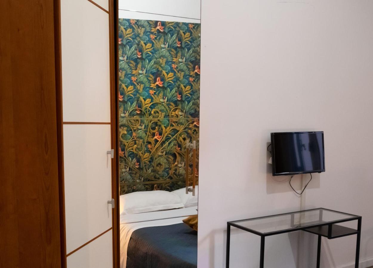Story 2 Roma